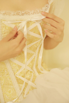 流光之下45集免費觀看