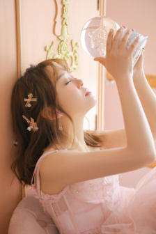 國產最新視頻在線 網友自拍