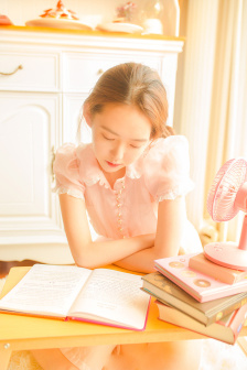 國產精品久久久久精品香