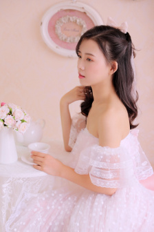 YSL水蜜桃86滿十八歲會黑嗎