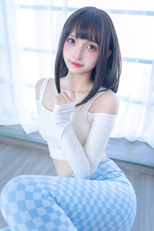 胡桃大戰史萊姆免費版觀看