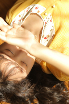 老婆出軌時接聽老公電話視頻