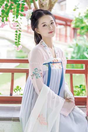 歐洲無線一線二線三W9