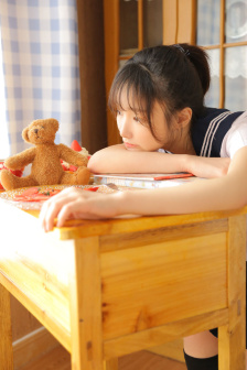 年輕的媽媽完整視頻有翻譯嗎