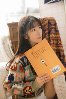 老師揉捏爆乳巨胸擠奶視頻