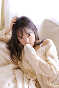 邊摸邊吃奶邊做免費視頻