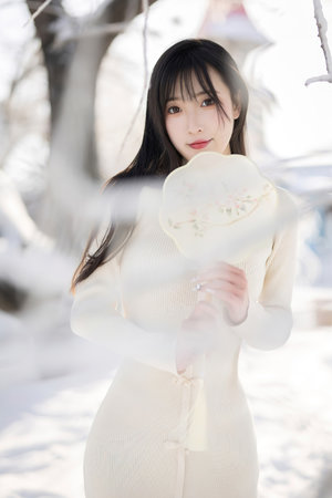 摁著她干了好幾次(H)漫畫