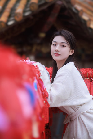 被大臣灌滿NP皇后