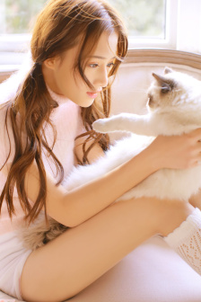 楊鈺瑩情陷紅樓小說