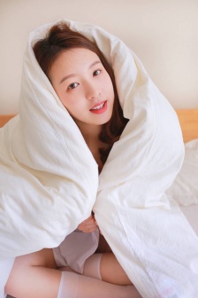 女性高級感大片照片素材