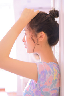 扒開雙腿瘋進出爽爽爽動態圖