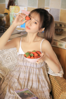 《老師請抱我》免費觀看全集