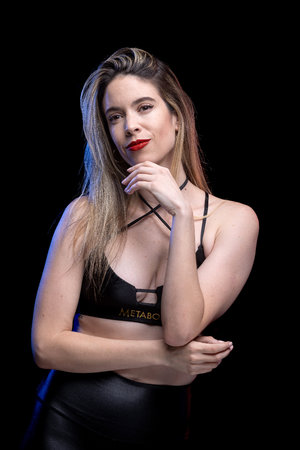 人妻上班電車被中出