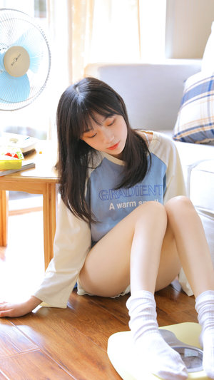 變成黑皮辣妹后和朋友做了夢動漫免費觀看