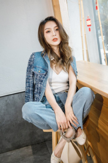 98在線  傳媒麻豆的視頻