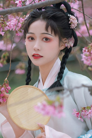 女同變態女醫生