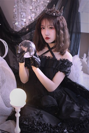 叔叔跟媽媽在廚房